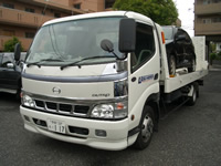 自社積載車・レッカー車